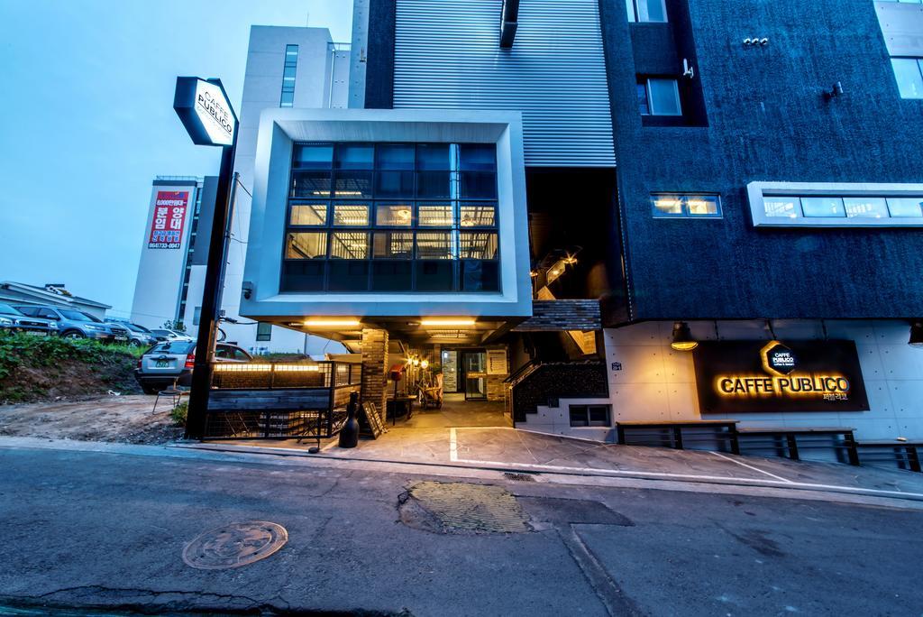 Publico Hotel Seogwipo Exterior photo